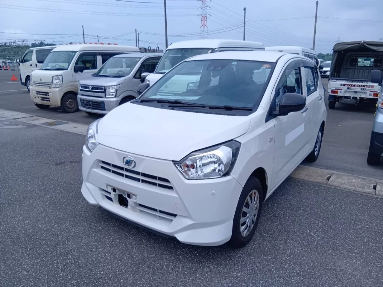 Daihatsu Mira e:S LA350S 2021